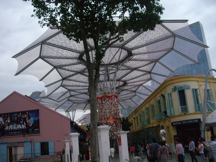 ETFE膜結(jié)構(gòu)透明走廊雨棚-深圳市燁興膜結(jié)構(gòu)工程有限公司 ETFE膜結(jié)構(gòu)透明走廊雨棚.jpg