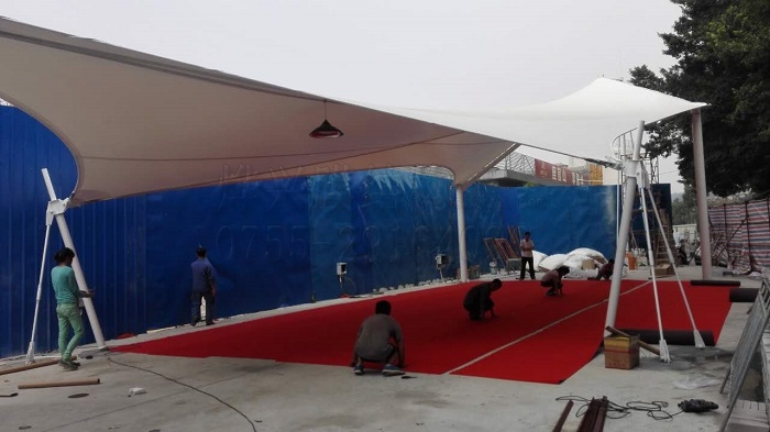 張拉膜結(jié)構(gòu)遮陽棚-深圳市燁興膜結(jié)構(gòu)工程有限公司 張拉膜結(jié)構(gòu)遮陽棚.jpg