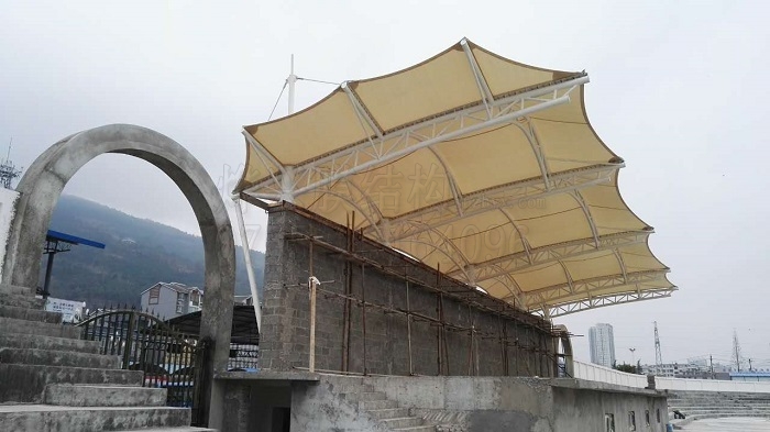 燁興貴州桐梓膜結(jié)構(gòu)看臺(tái)項(xiàng)目順利竣工