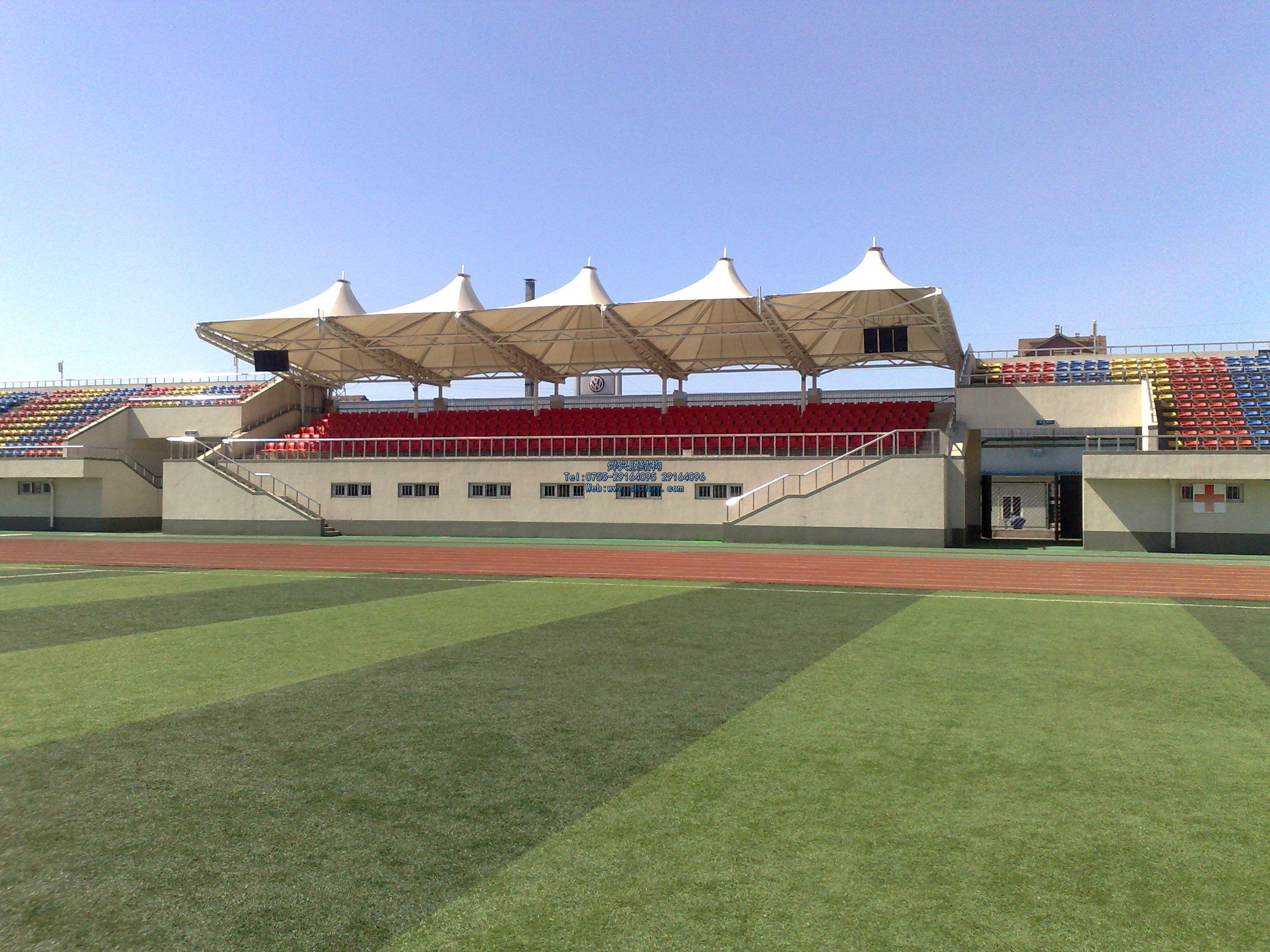 膜結構體育看臺—深圳燁興膜結構工程有限公司 膜結構.jpg